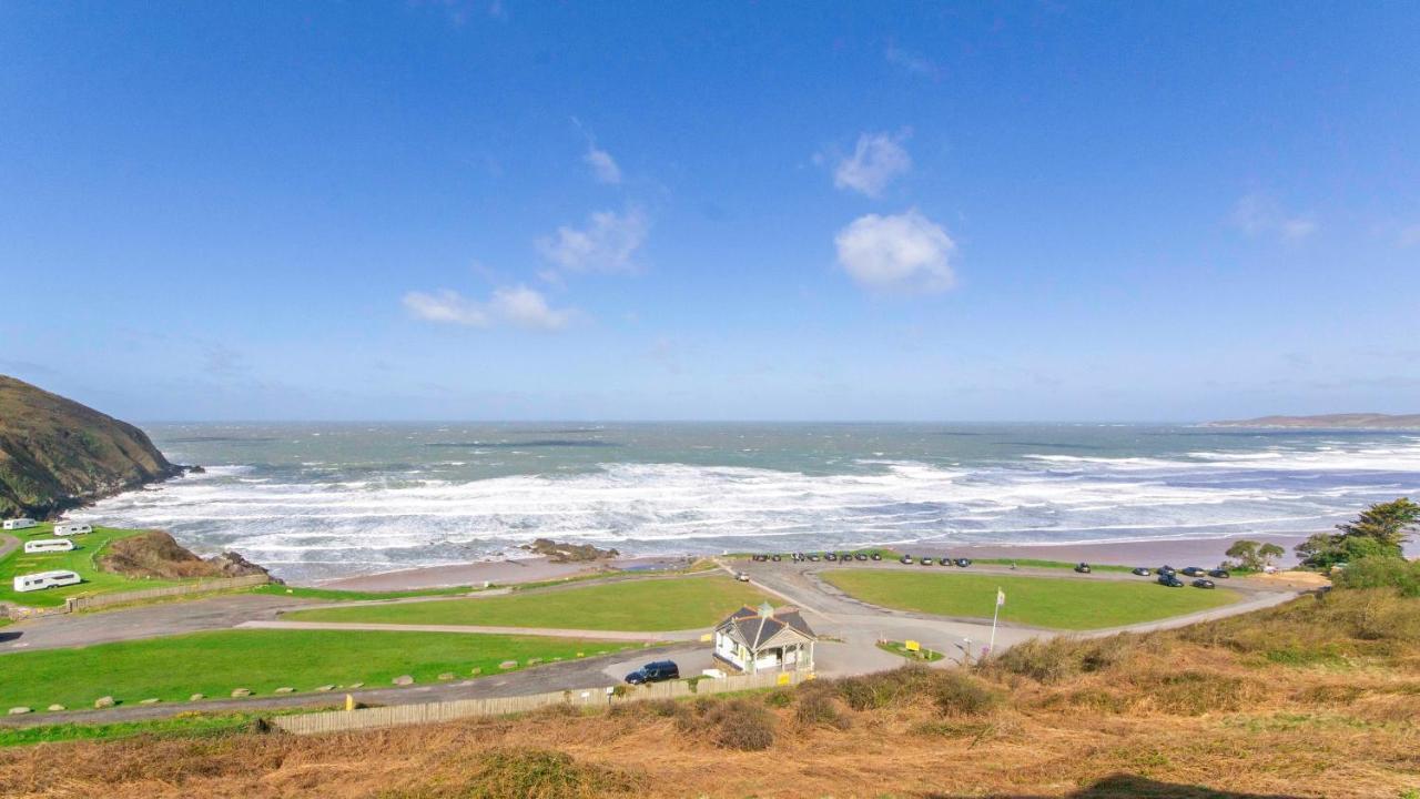 Clifton Court Apt 16 With Indoor Heated Pool & Sea Views Apartment Croyde Exterior photo