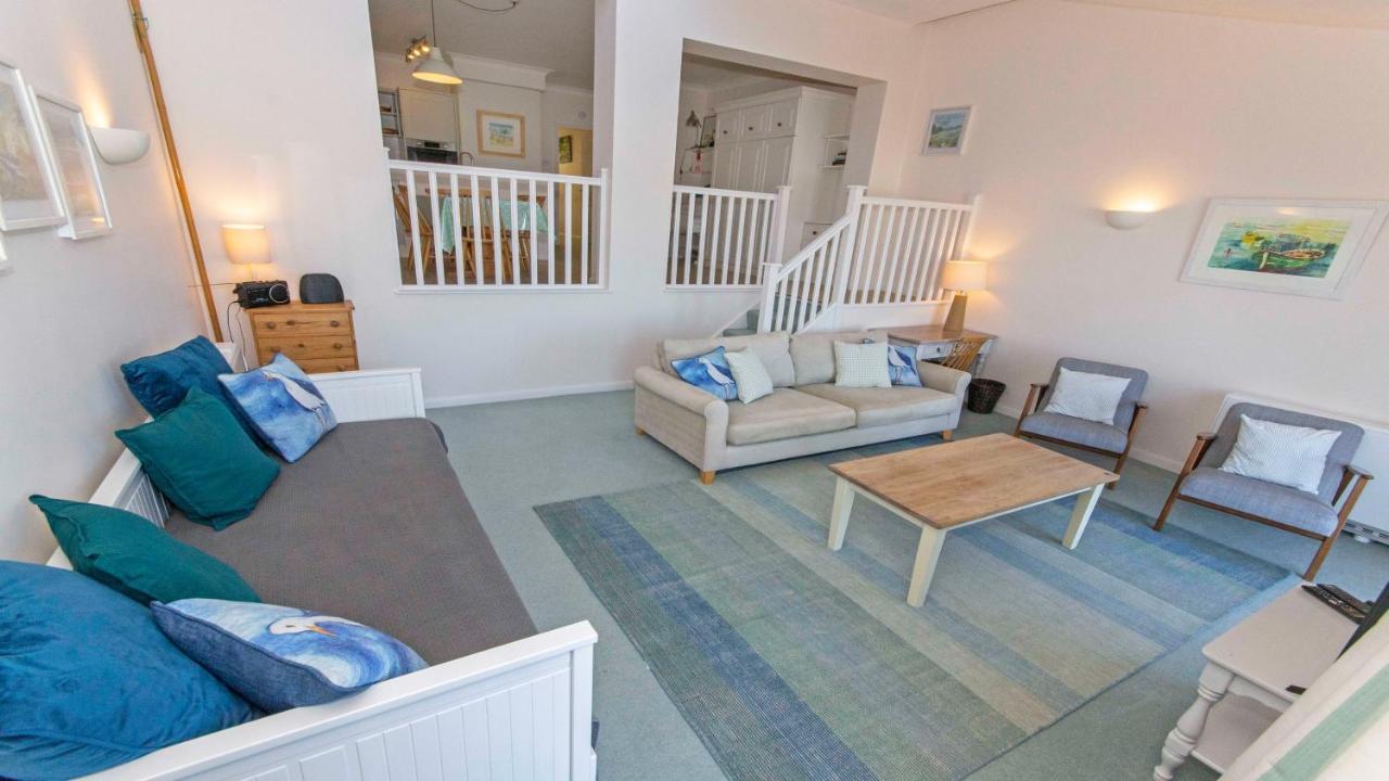 Clifton Court Apt 16 With Indoor Heated Pool & Sea Views Apartment Croyde Exterior photo